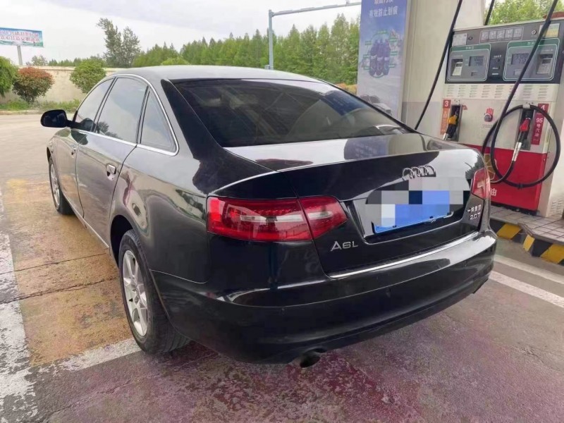 泰安12年奧迪A6L3