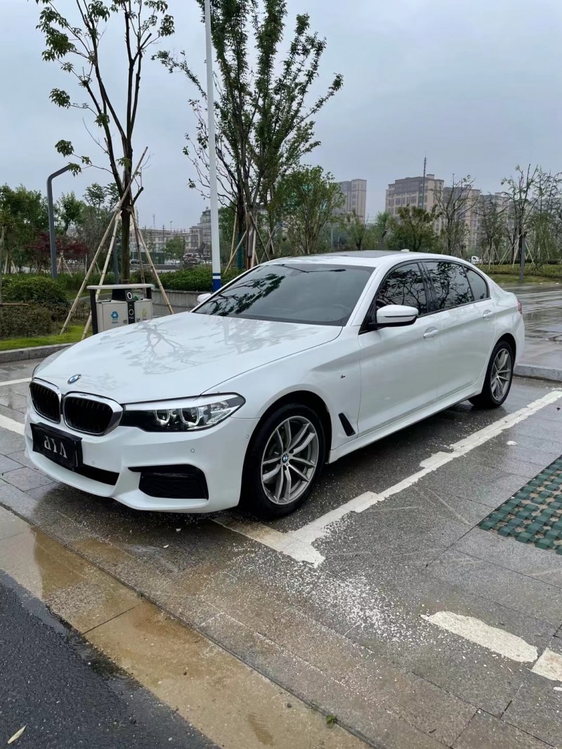徐州19年宝马5系2