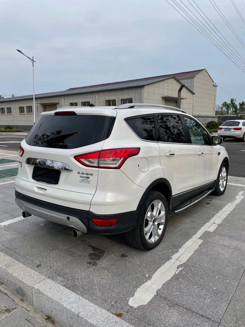 盐城15年福特翼虎7