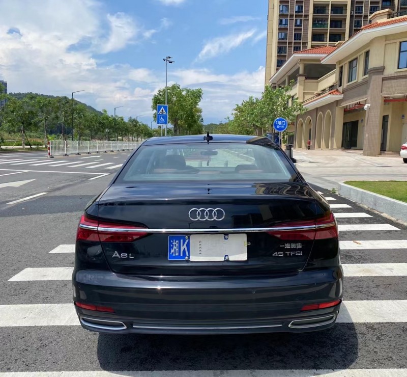 广州19年奥迪A6L9