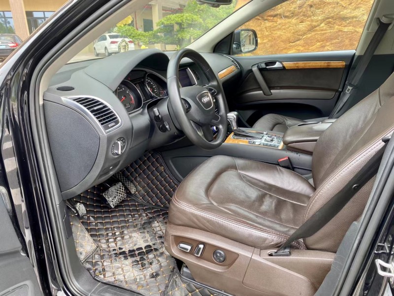 广州13年奥迪Q74