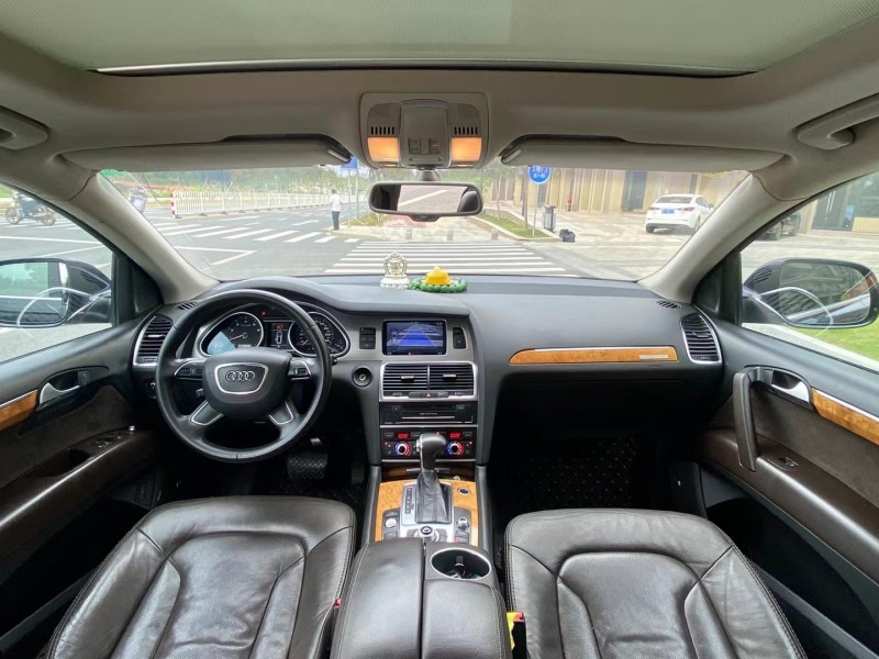 广州13年奥迪Q73