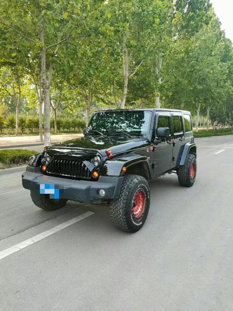 聊城17年Jeep牧馬人3