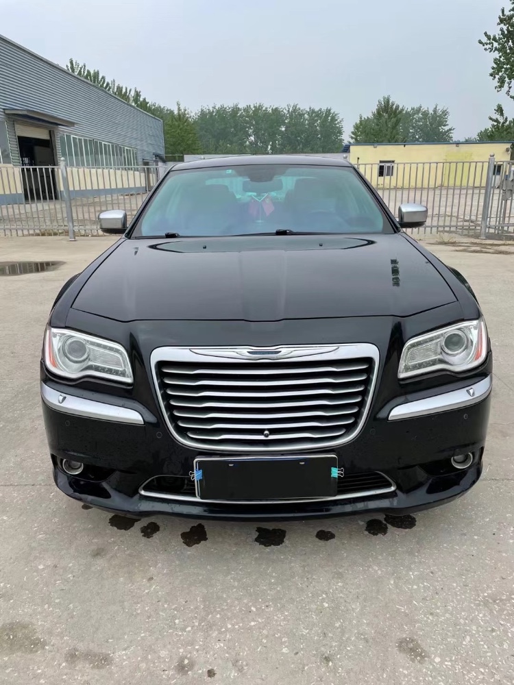 徐州15年克莱斯勒300C1
