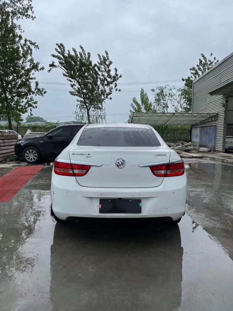 徐州13年别克英朗GT5