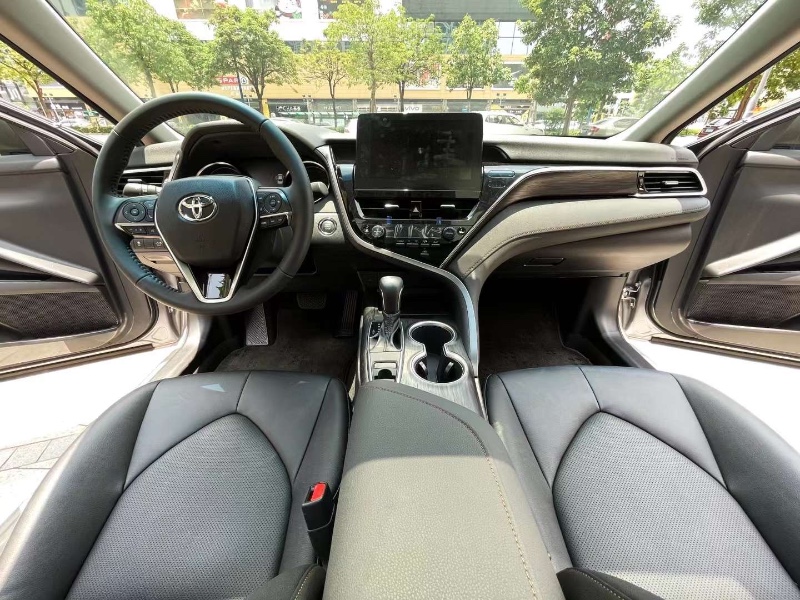 佛山21年丰田凯美瑞4