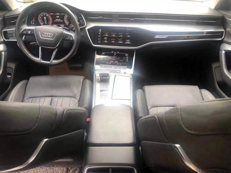 成都19年奥迪A6L4