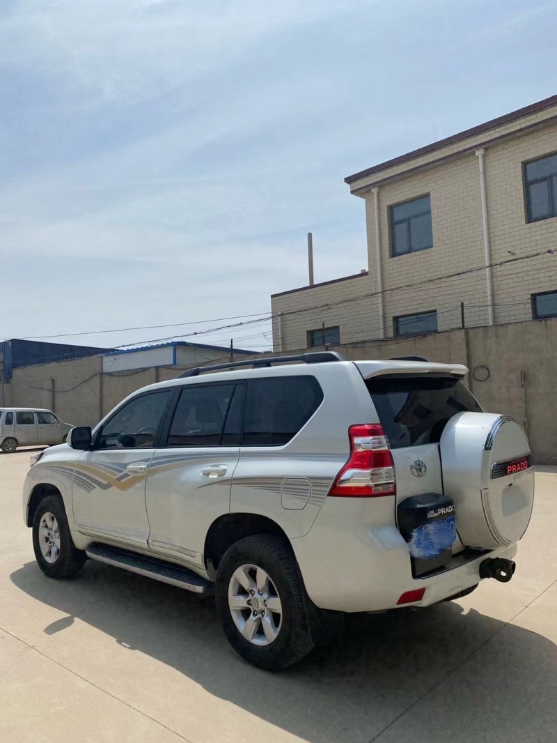 保定17年丰田普拉多3