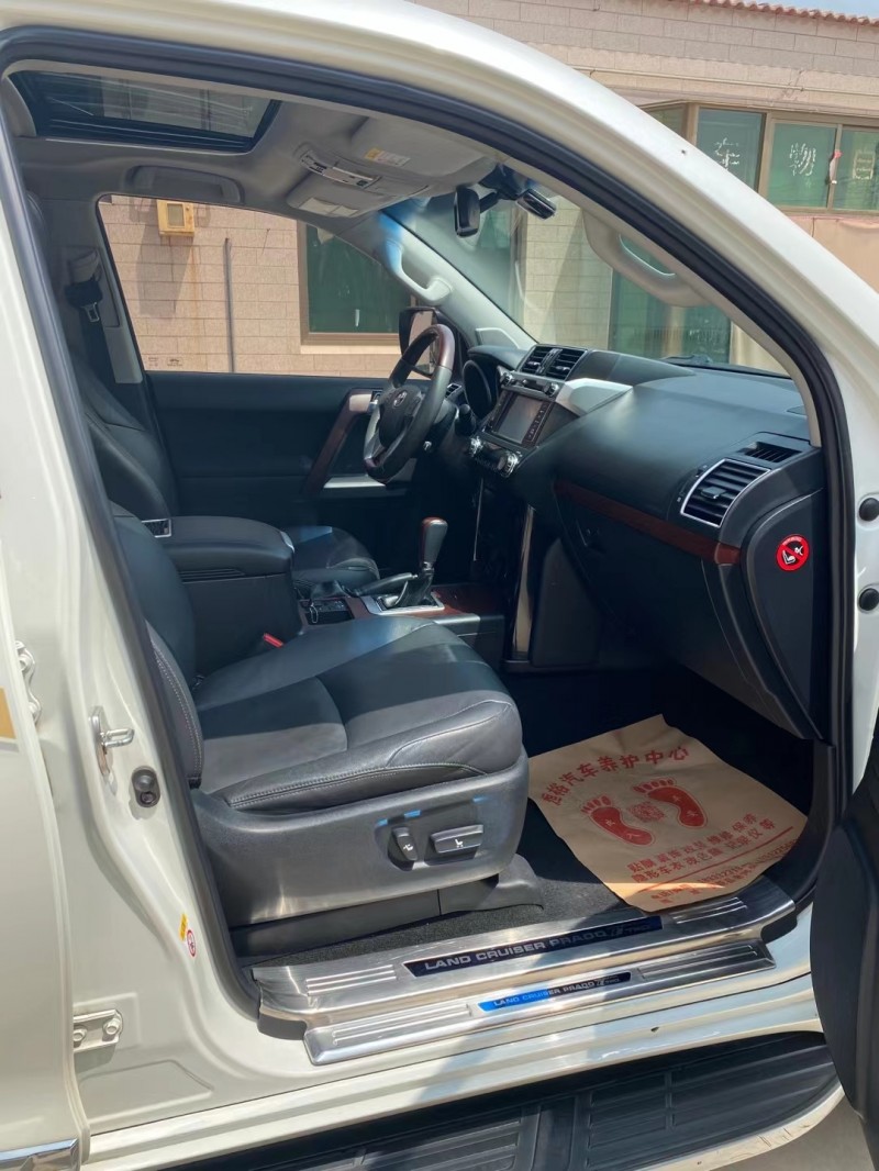 保定17年丰田普拉多9