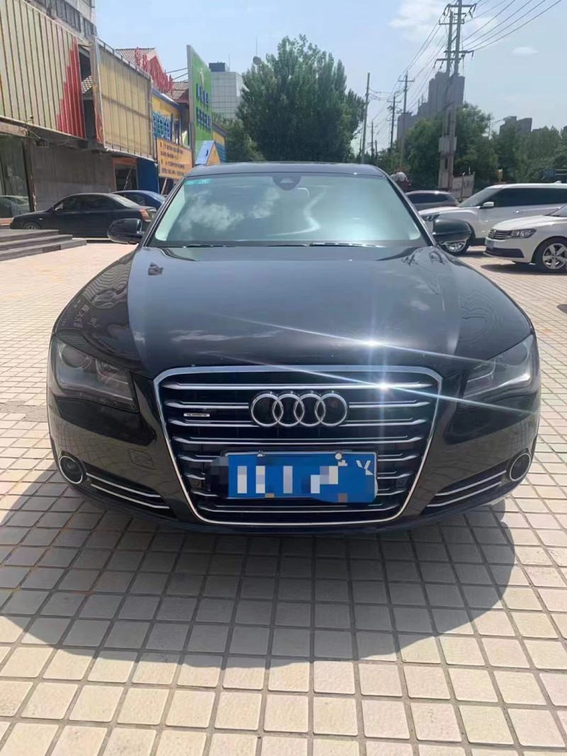 臨沂11年奧迪A8L8