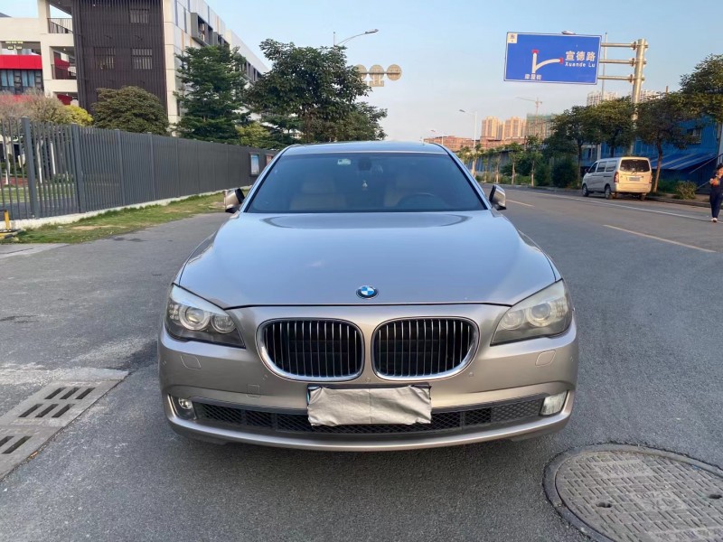 南寧11年寶馬7系1