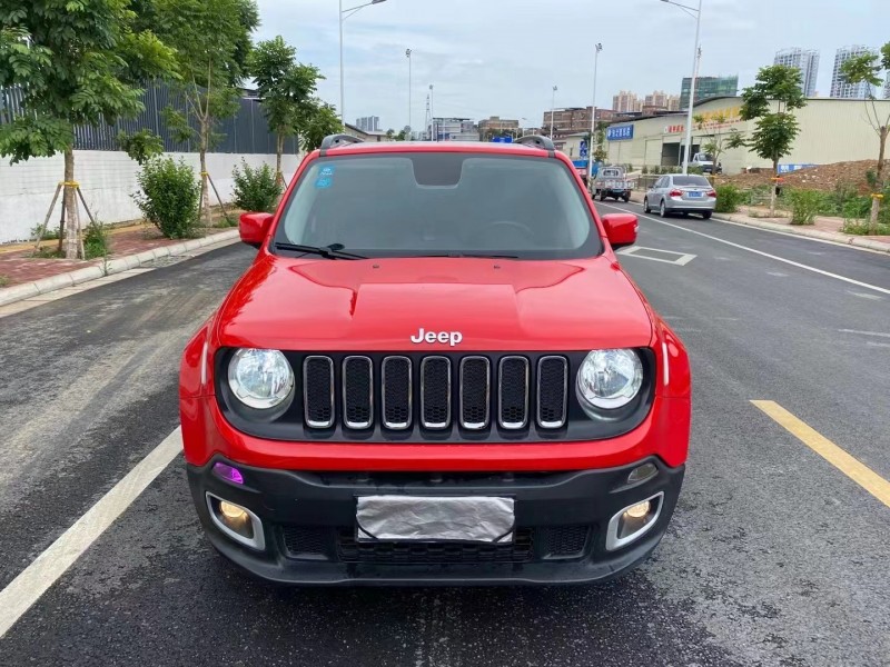 南寧18年Jeep自由俠1
