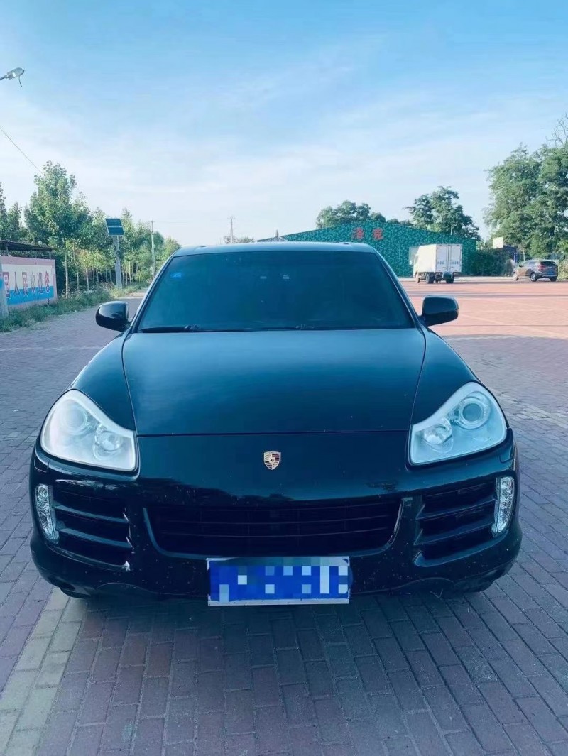 臨沂07年保時捷卡宴1