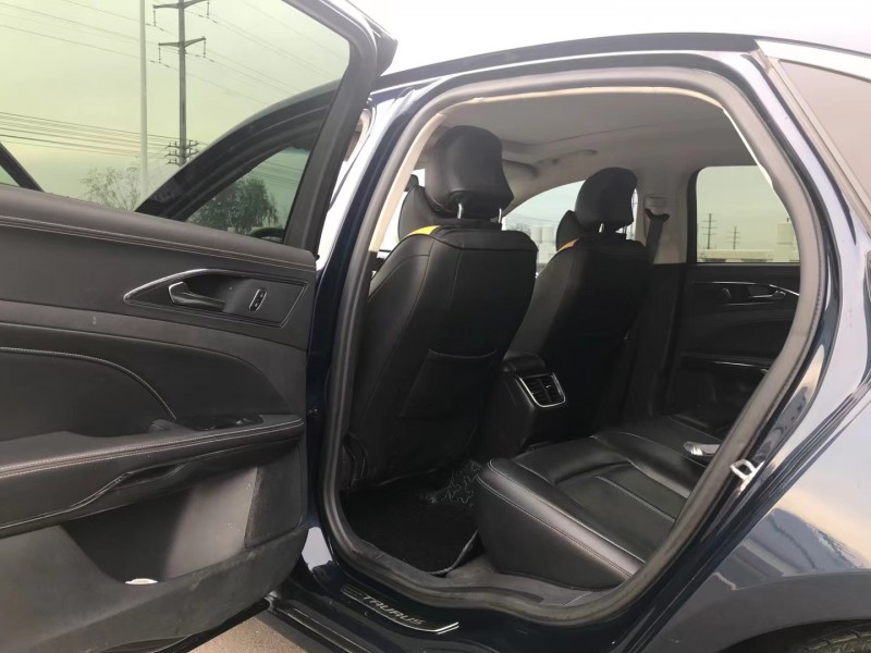 潍坊17年福特金牛座5