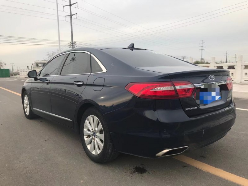 潍坊17年福特金牛座3