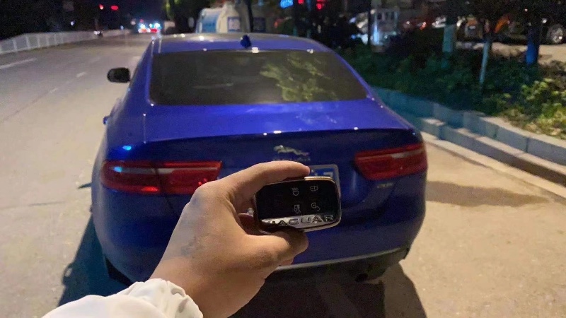 貴陽19年捷豹XEL7