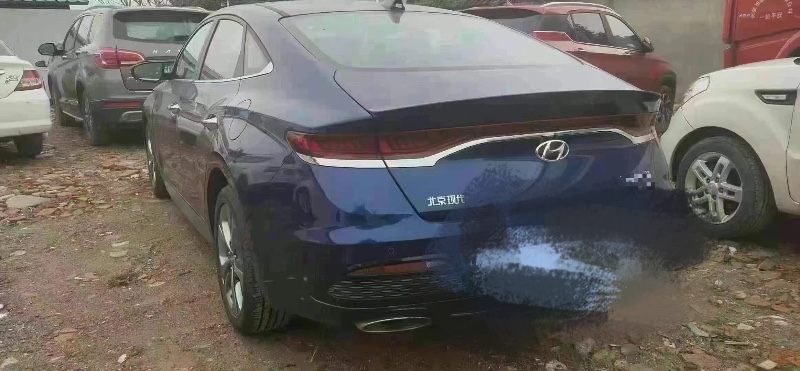 泰州21年现代菲斯塔5