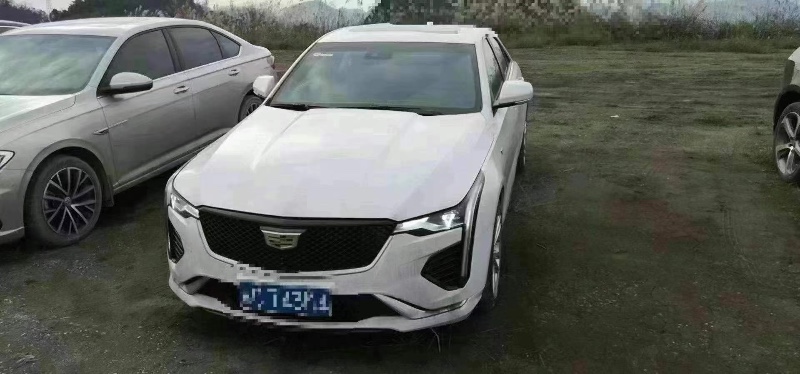 貴陽20年凱迪拉克CT48