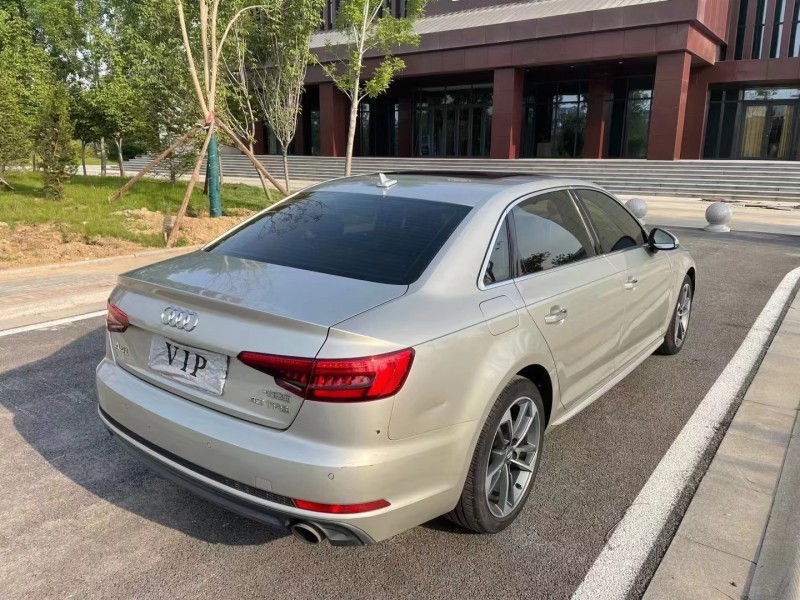 济宁17年奥迪A4L2
