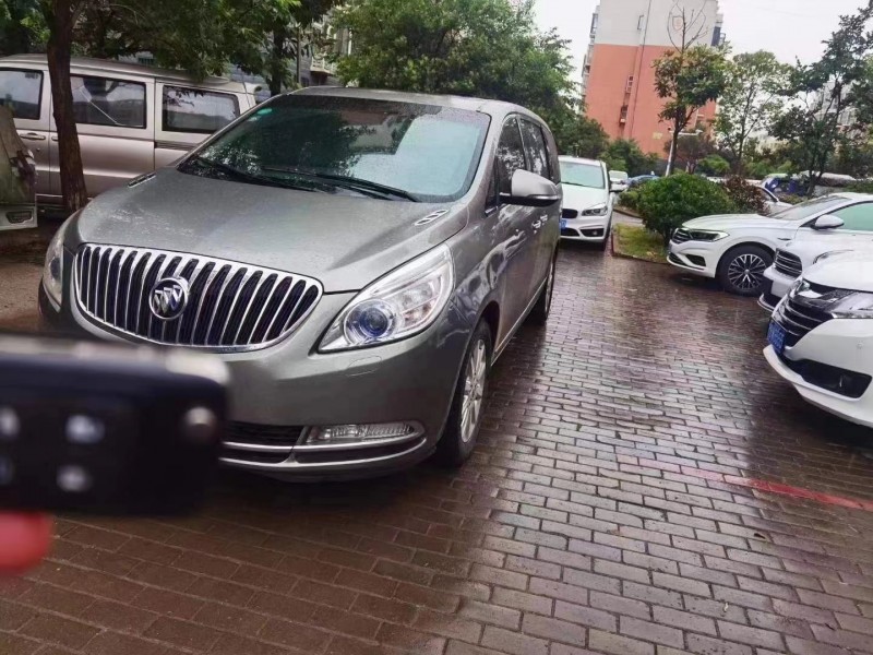 徐州11年别克GL86