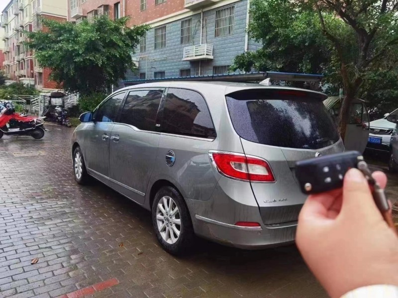 徐州11年别克GL83