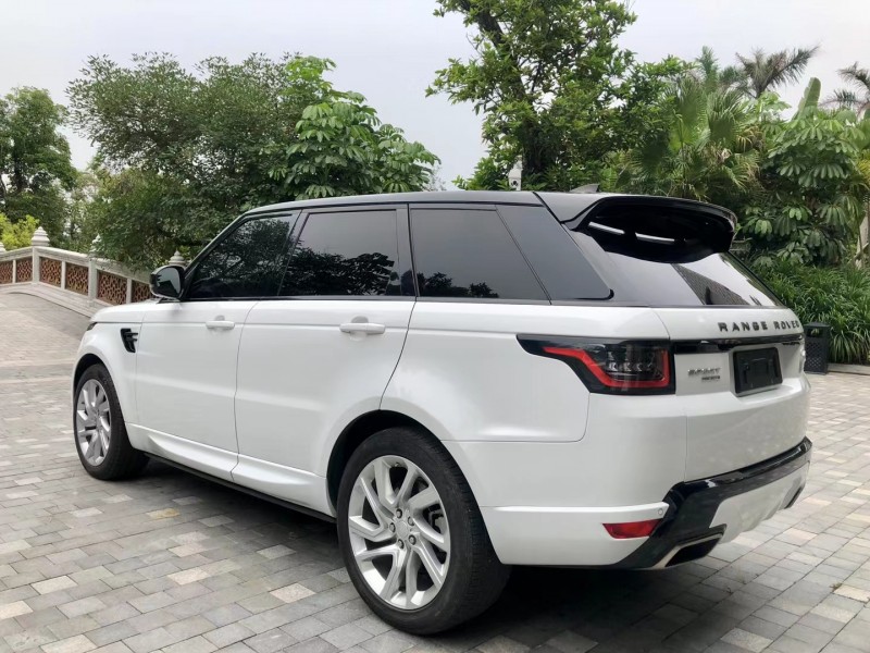 广州18年路虎揽胜运动4