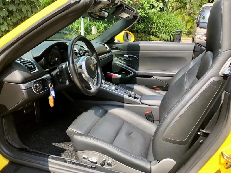 广州16年保时捷Boxster6