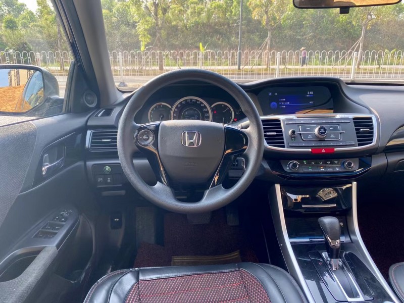 广州18年本田雅阁6