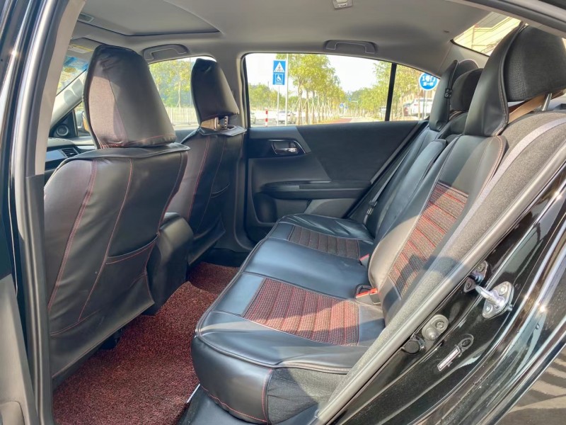 广州18年本田雅阁8