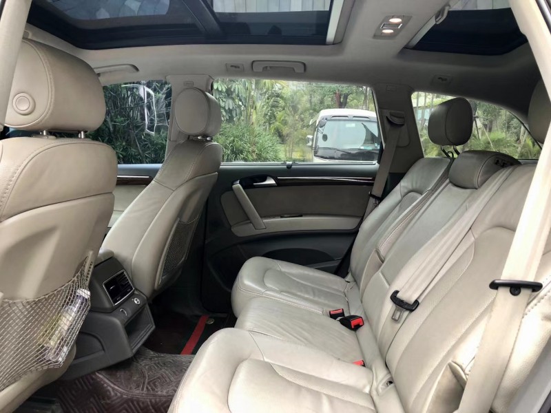 广州13年奥迪Q77