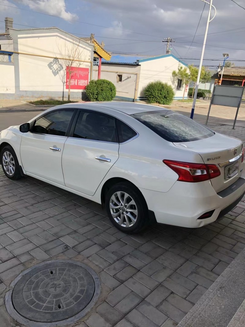 呼和浩特17年日產軒逸5