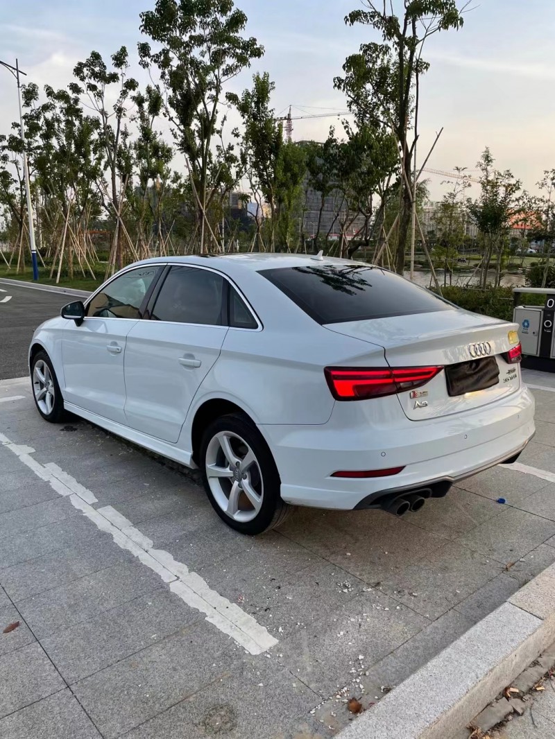 徐州18年奥迪A33