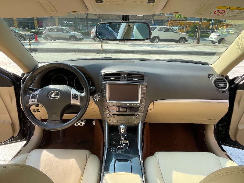 佛山13年雷克萨斯IS3