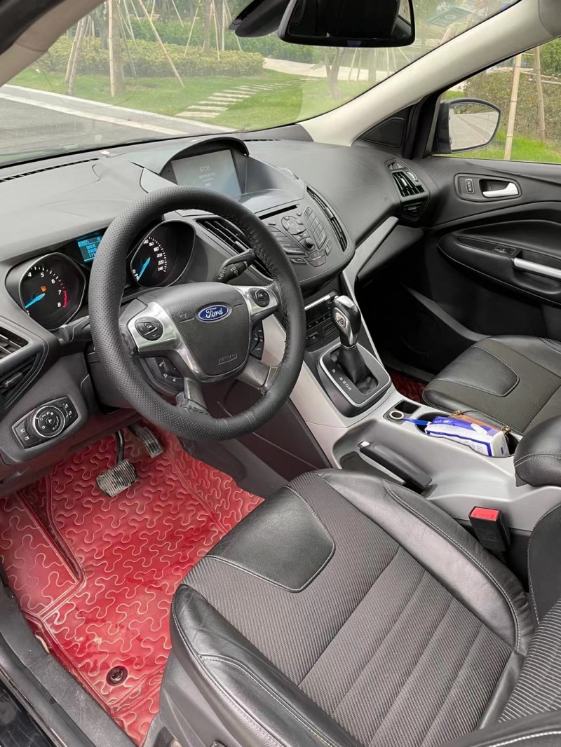 徐州14年福特翼虎6