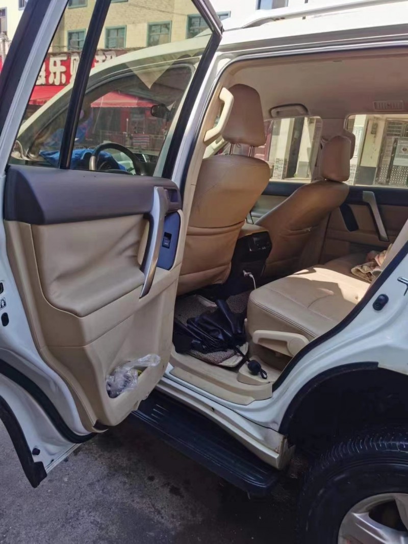 益阳14年丰田普拉多6