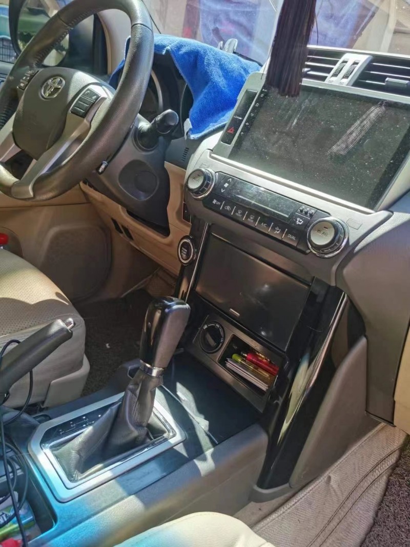 益阳14年丰田普拉多7