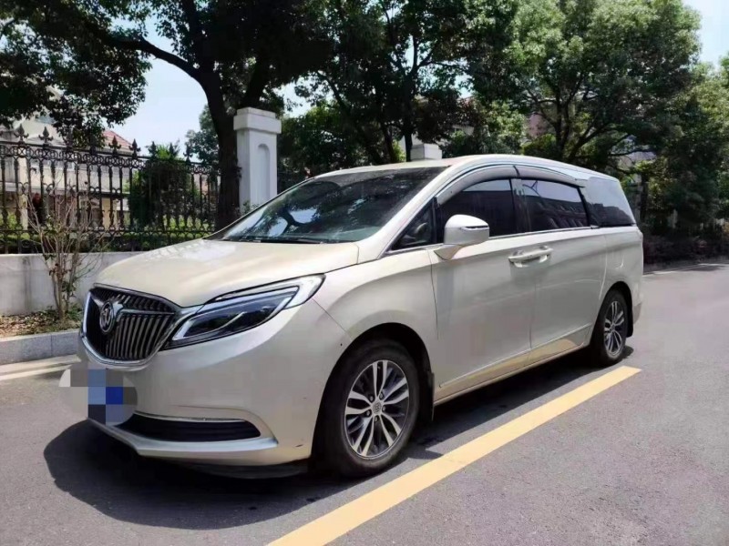 徐州17年别克GL82