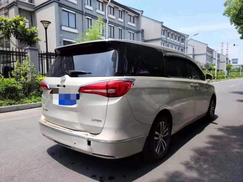 徐州17年别克GL87