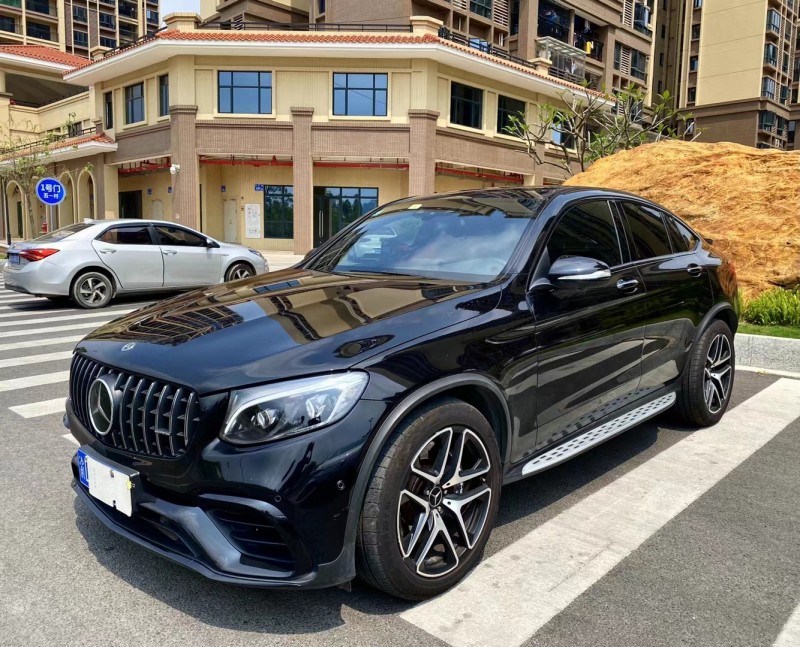 广州19年奔驰GLC3