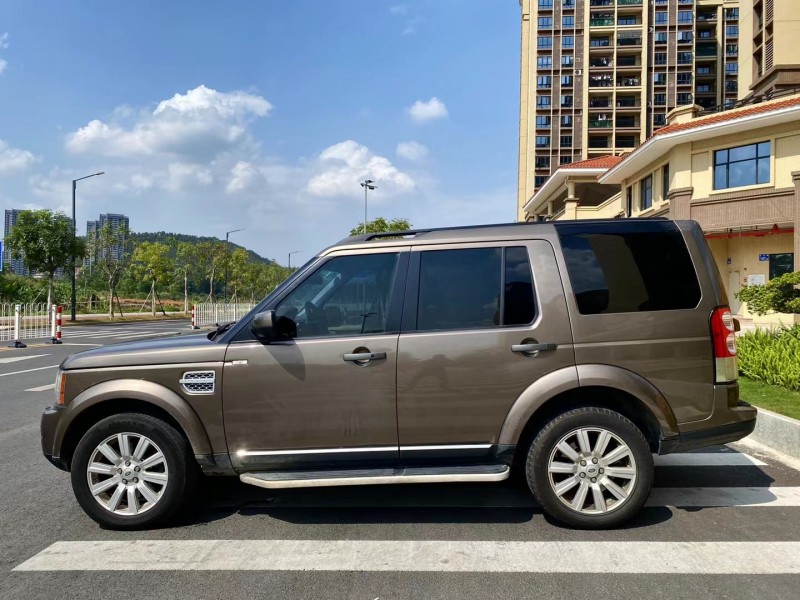 广州12年路虎发现44