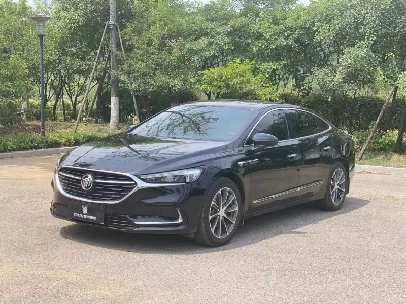 枣庄20年别克君越2