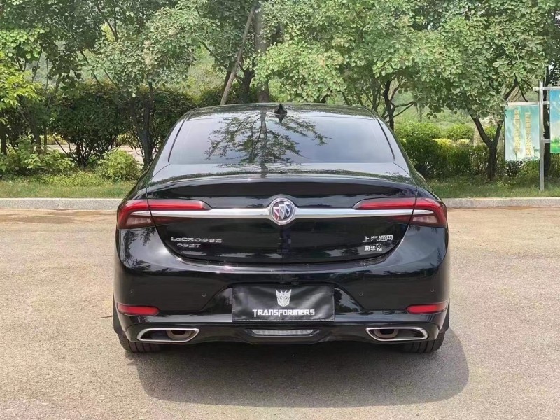 枣庄20年别克君越9