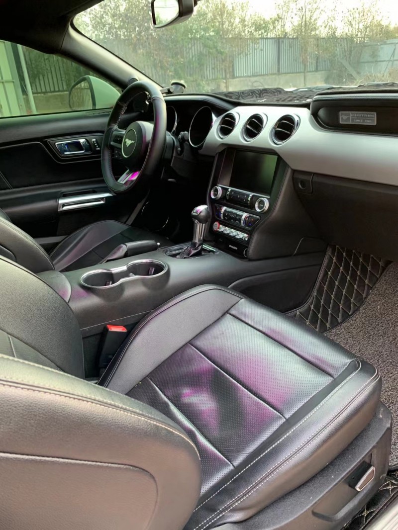 济宁15年福特野马4