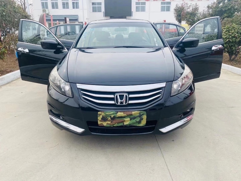 徐州12年本田雅阁1