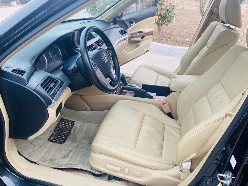 徐州12年本田雅阁2