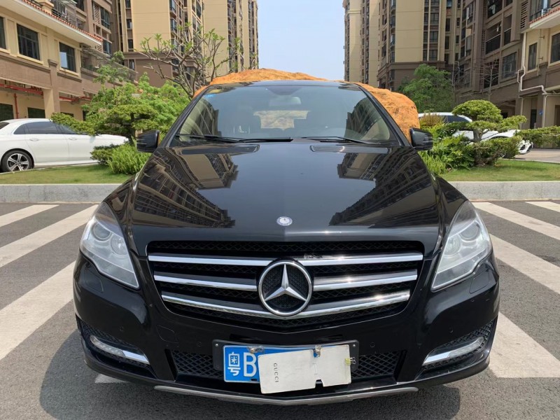 广州15年奔驰R9