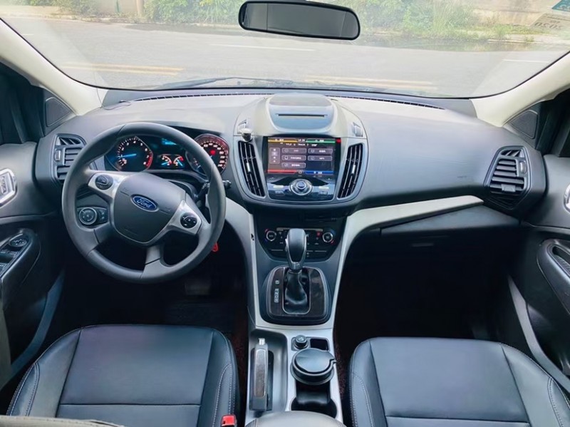 东莞16年福特翼虎4