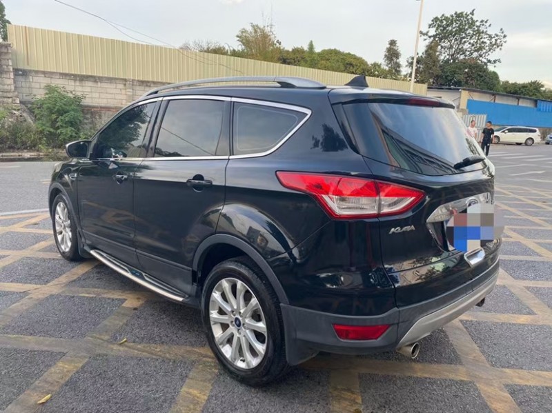 东莞16年福特翼虎7