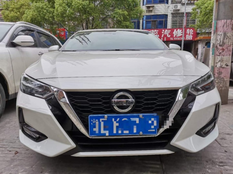 婁底20年日產軒逸8