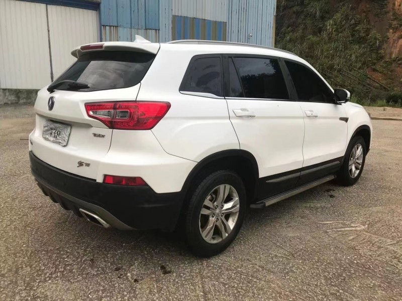 南昌18年長安汽車CS757